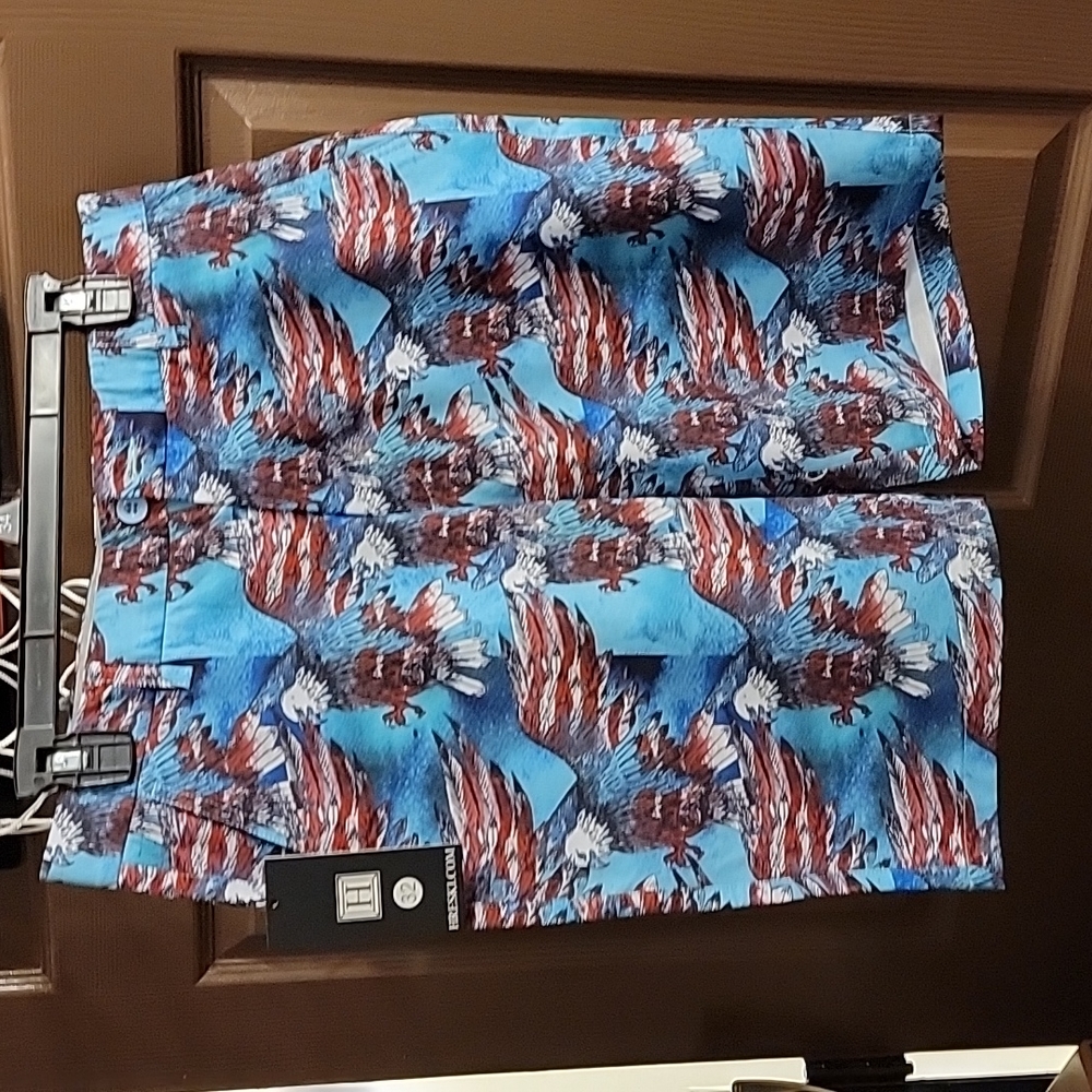 Mens HRESKI golf shorts 32 Eagles